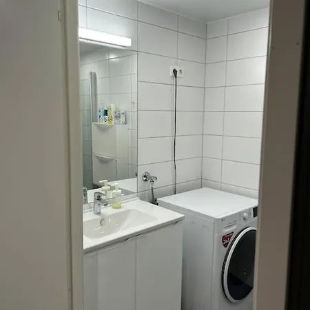 Leilighet I 4 Etasje Med Balkong Ved Heimdal טרונדהיים